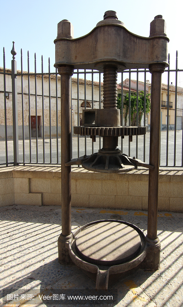 釀制葡萄酒的舊壓榨機